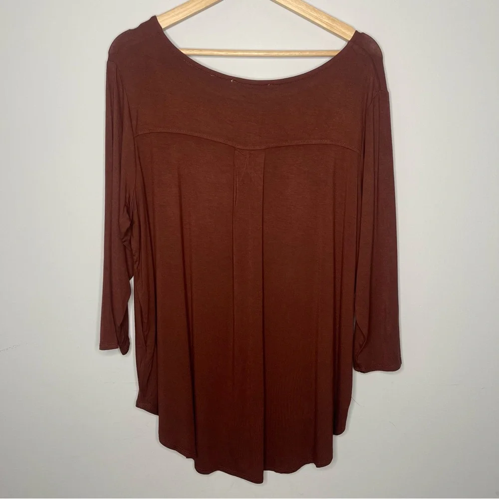 Philosophy Pleat back Long Sleeve Crew Neck Top (1X-Large) - Picture 4 of 5
